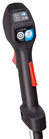 Аккумуляторная травокосилка Makita UR101CZ