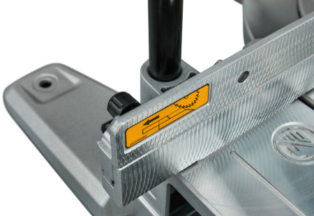 Консольная торцовочная пила 260 Makita LS1110F