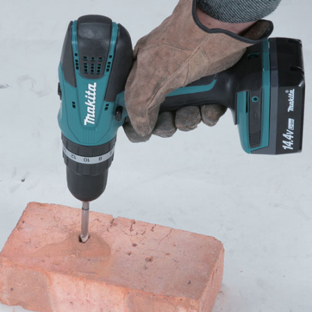 Дрель-шуруповёрт ударный Makita HP347DWE