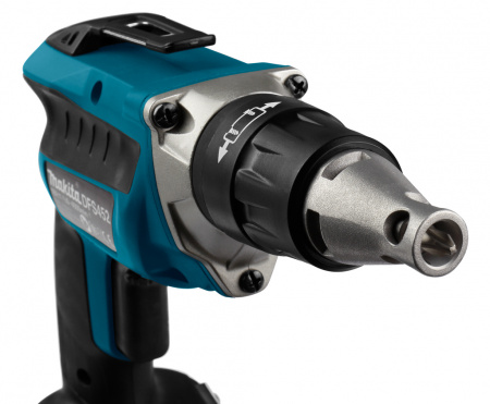 Аккумуляторный шуруповерт Makita DFS452Z