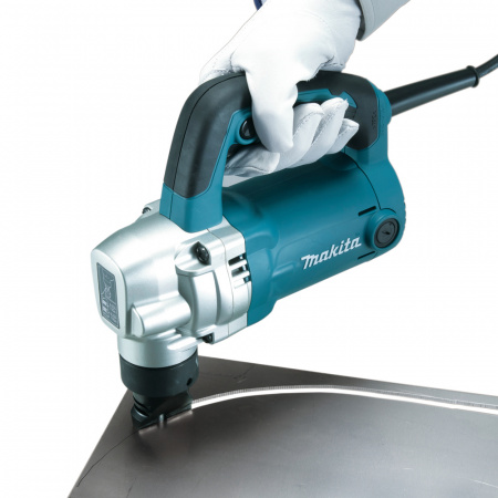 Высечные ножницы по металлу Makita JN3201J