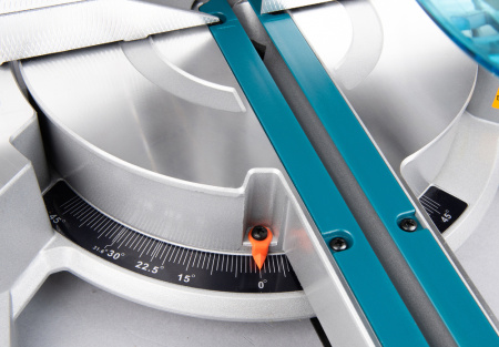 Торцовочная пила 216 Makita LS0816F