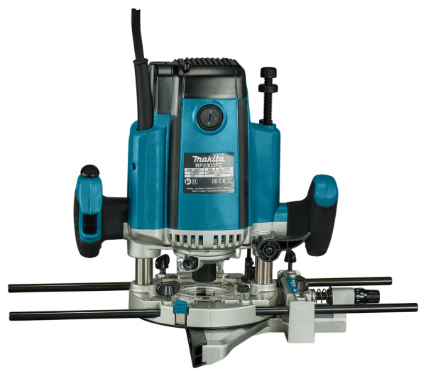 Фрезер Makita RP2303FC07