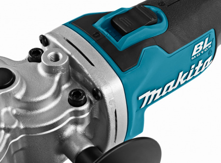 Аккумуляторный резчик арматуры Makita DSC251ZK