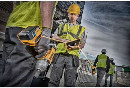 Аккумулятор 18V XR 5.0 Ач Li-Ion DeWALT DCB184-XJ