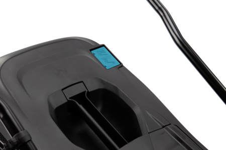 Аккумуляторная газонокосилка Makita DLM382CM2