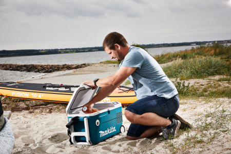 Холодильник с функцией подогрева Makita DCW180Z